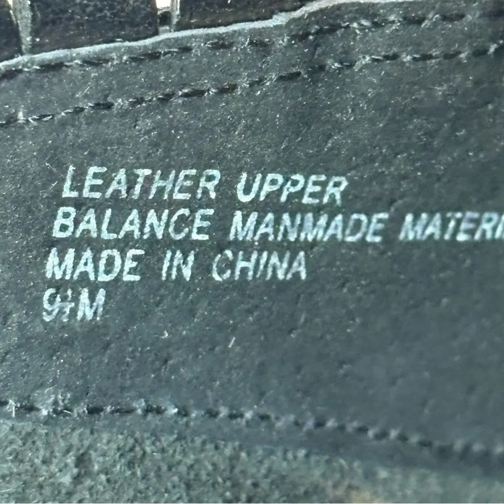 hinge step out